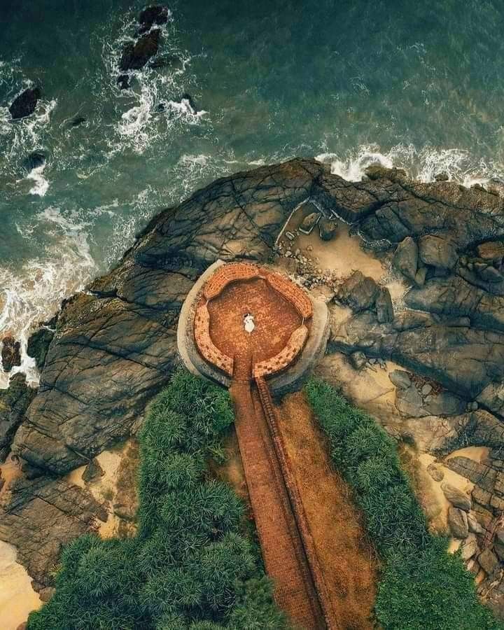 Aerial-style view of the keyhole-shaped architecture of Bekal Fort in Kasaragod.